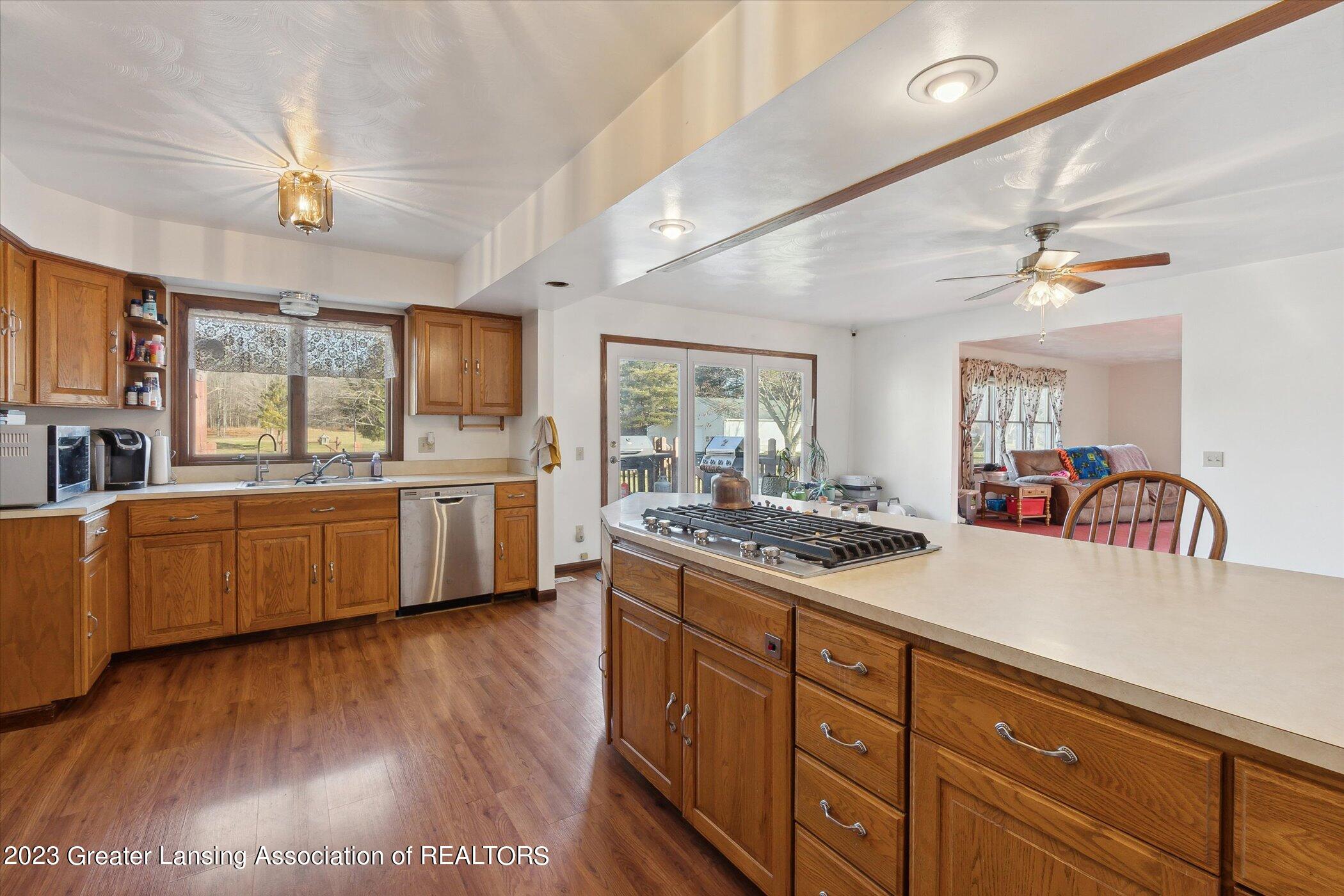 910 West Dansville Road Mason, MI 48854 - Photo 15 of 60 18-910-W-Dansville-Rd-Mason-MI-48854-Win