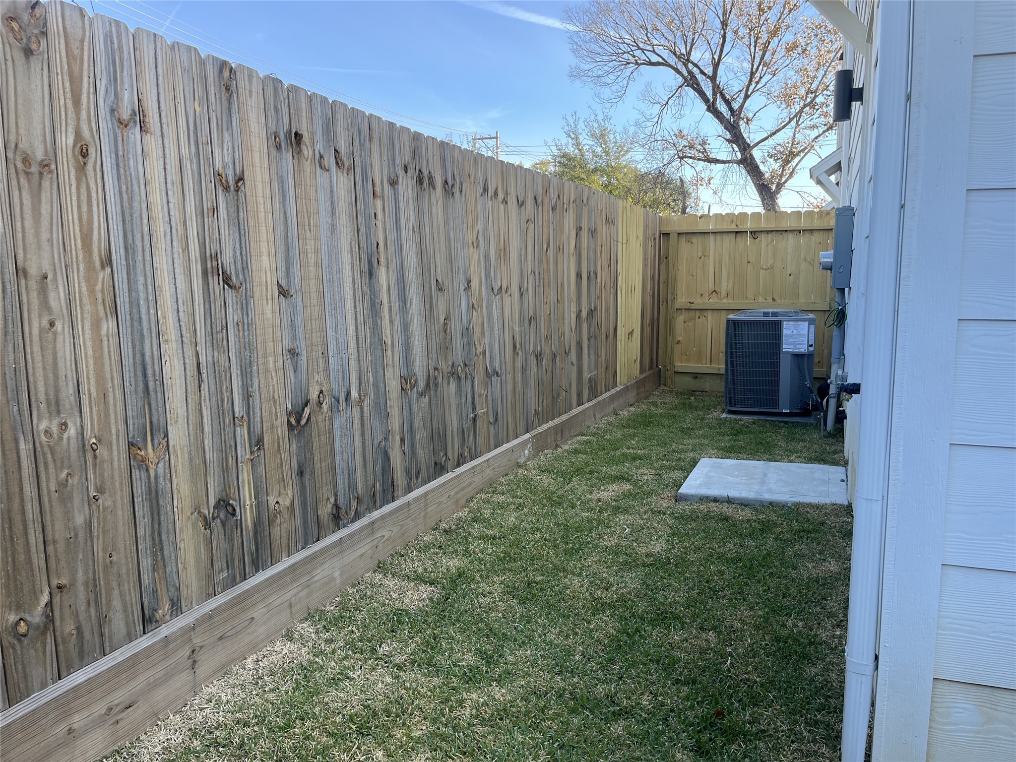 2424 Freeman Street Houston, TX 77009 - Photo 29 of 43 2424 Freeman St. - Backyard
