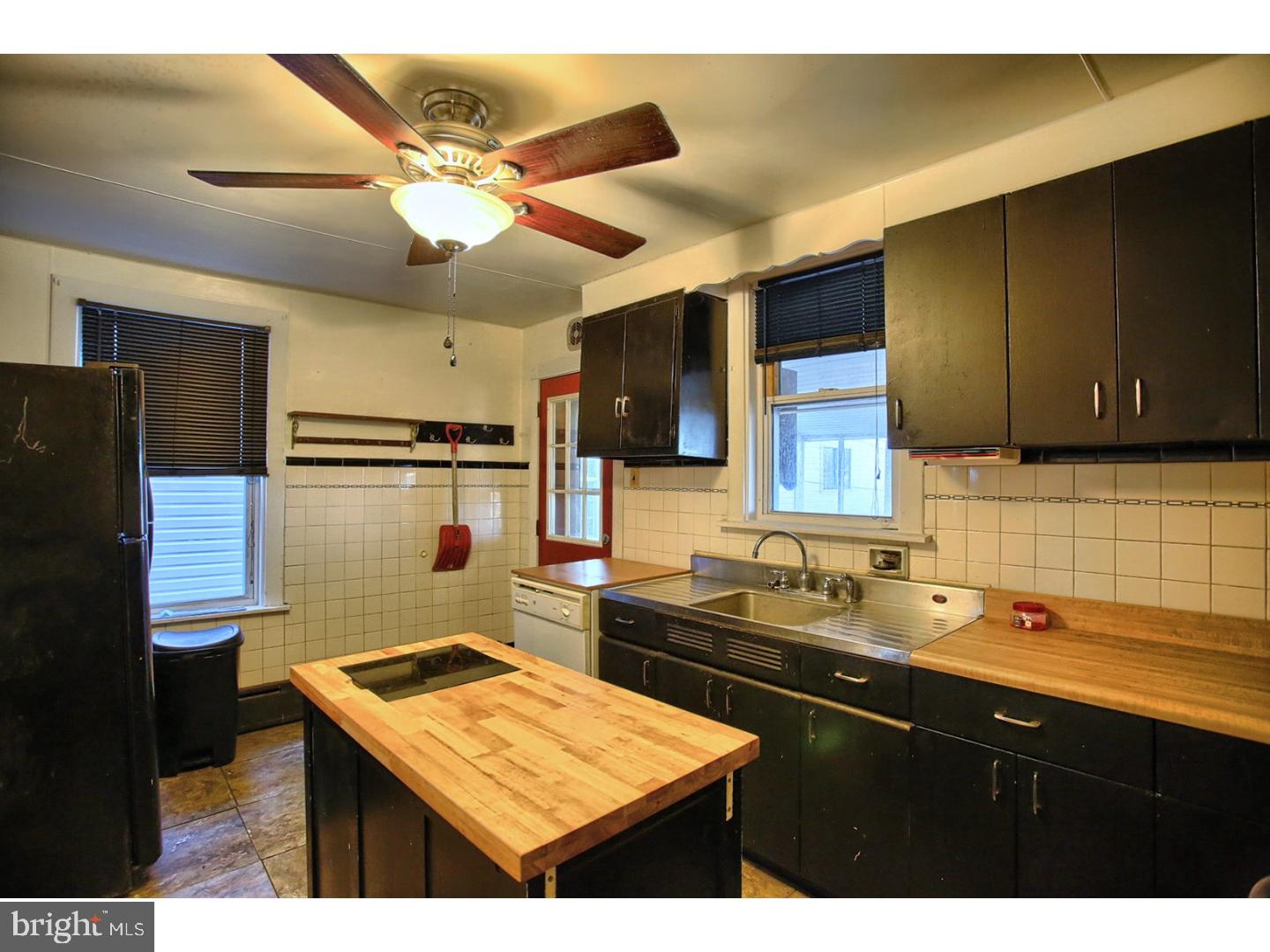 1111 Fern Avenue Reading, PA 19607 - Photo 8 of 18