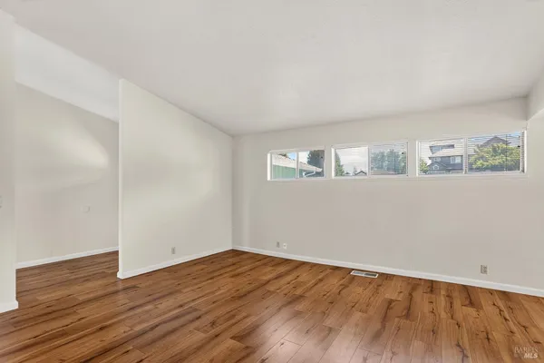 $529,800 | 682 Hillside Drive, Fairfield, CA 94533