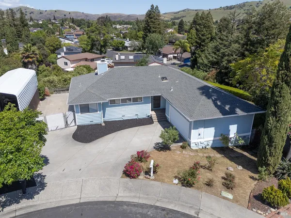 $529,800 | 682 Hillside Drive, Fairfield, CA 94533