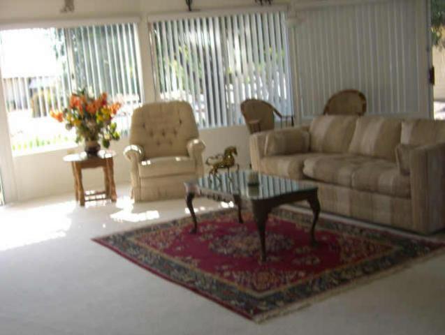 10422 North Ridgeview Road Sun City, AZ 85351 - Photo 6 of 6 GREAT ROOM