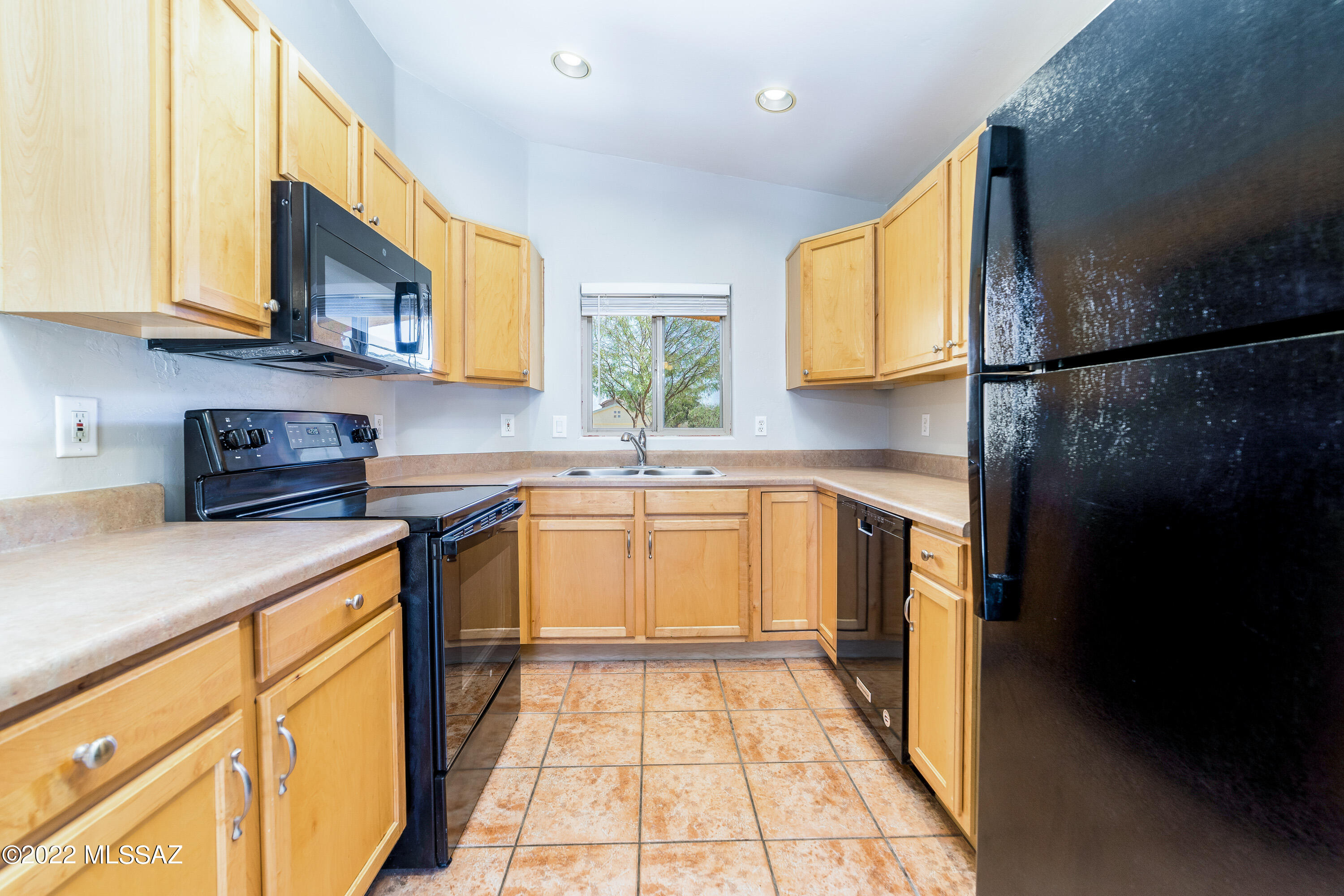 8466 South Burien Road Tucson, AZ 85747 - Photo 12 of 34