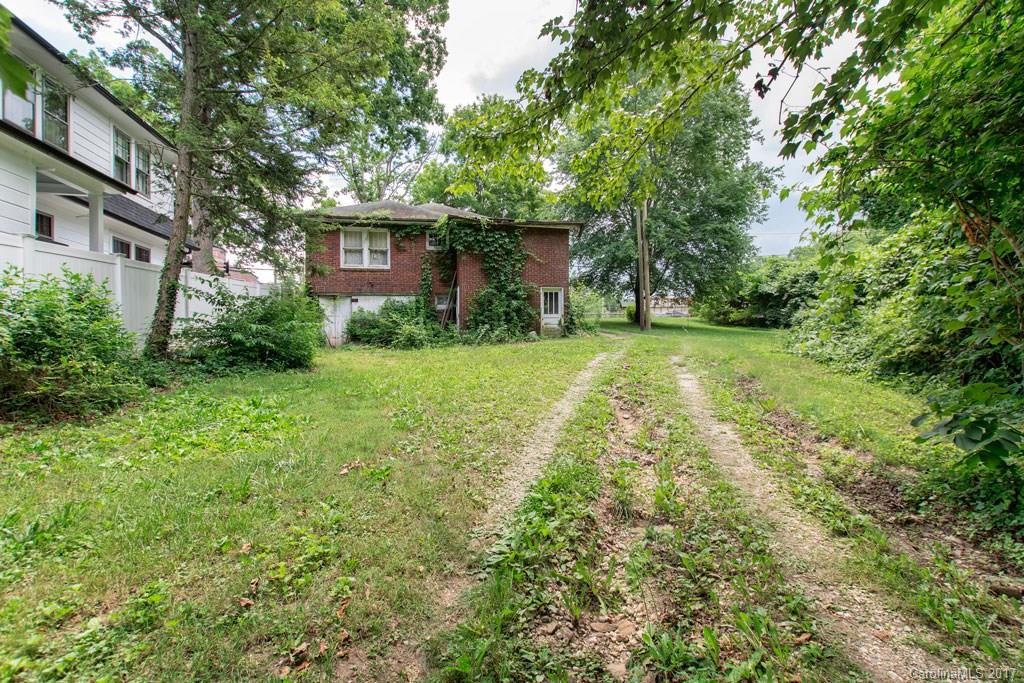 754 Fairview Road Asheville, NC 28803 - Photo 12 of 19 Gallery Image 12