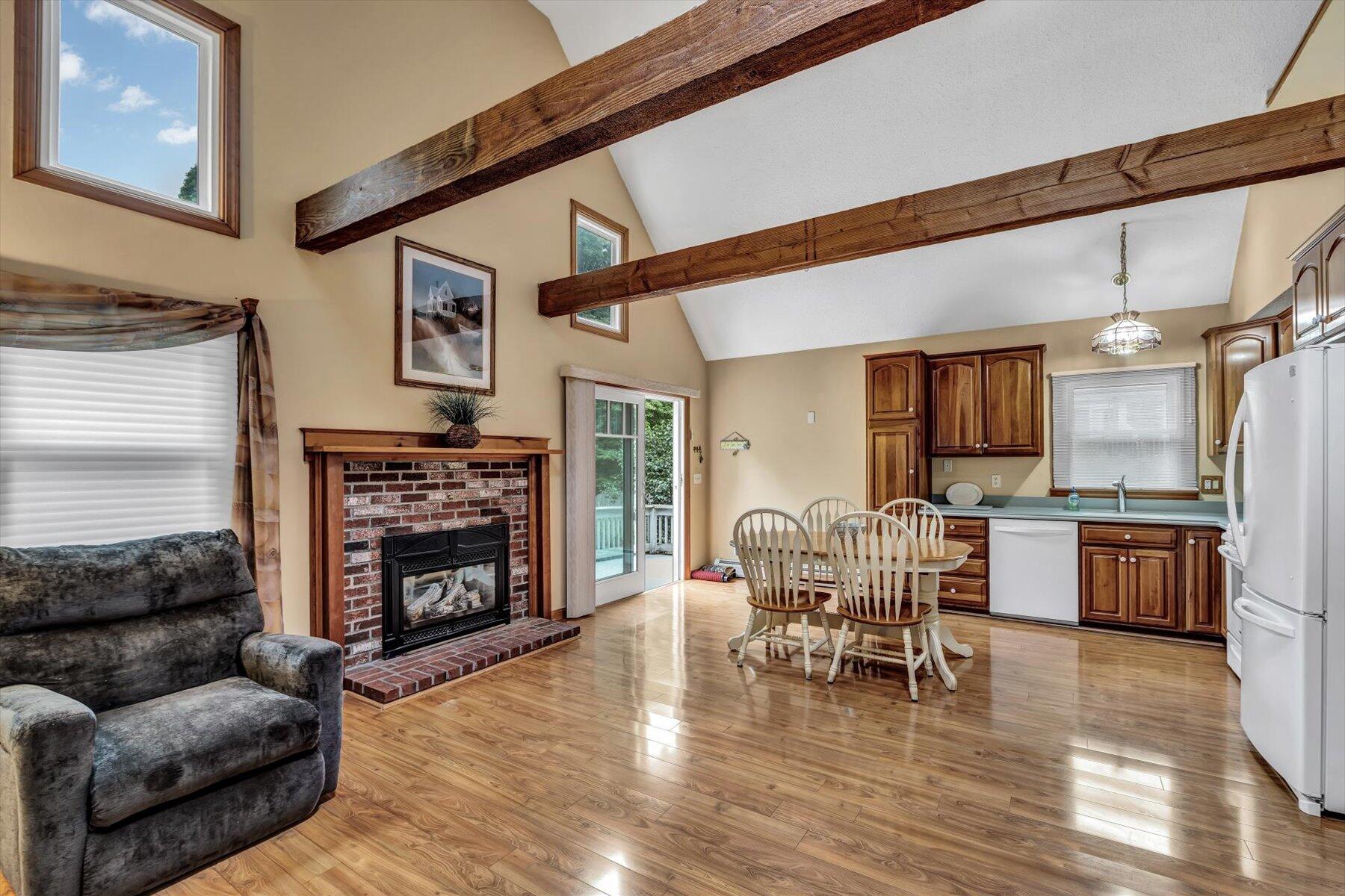 32 High Sachem Road Mashpee, MA 02649 - Photo 4 of 25 13-IMGP2440