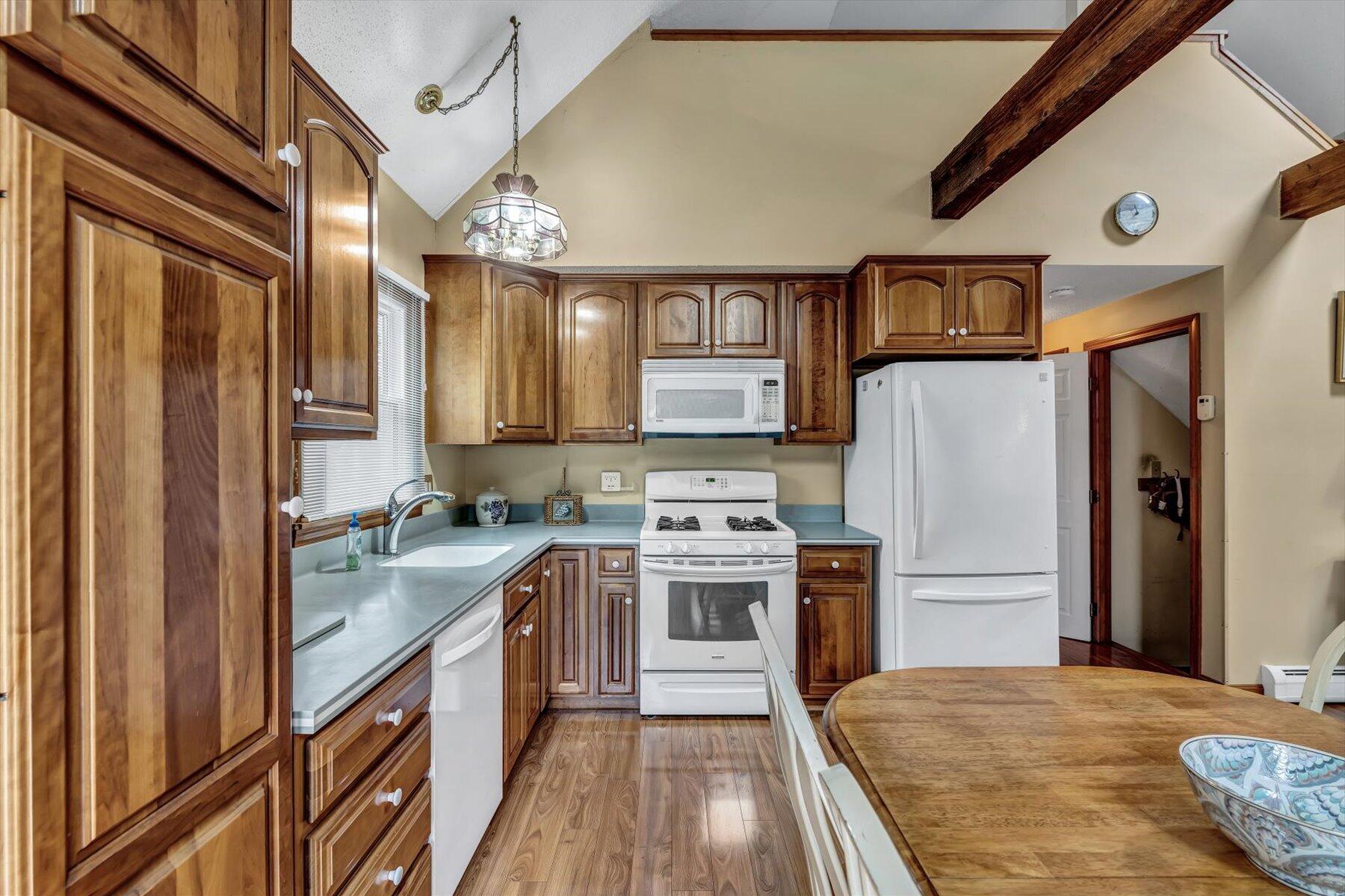 32 High Sachem Road Mashpee, MA 02649 - Photo 7 of 25 15-IMGP2446