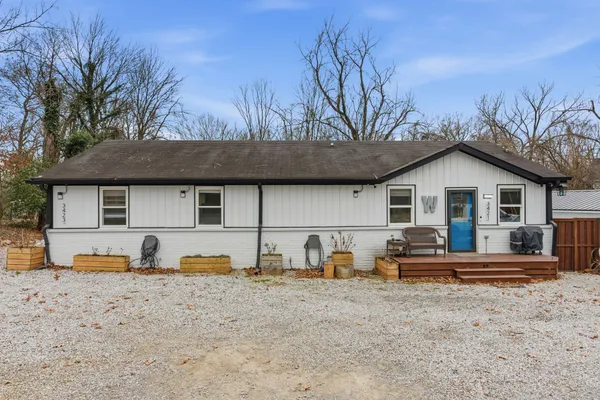 $1,350 | 3423 Elm Hill Pike, Nashville, TN 37214