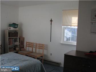 405 Edgewood Avenue Horsham, PA 19044 - Photo 5 of 6