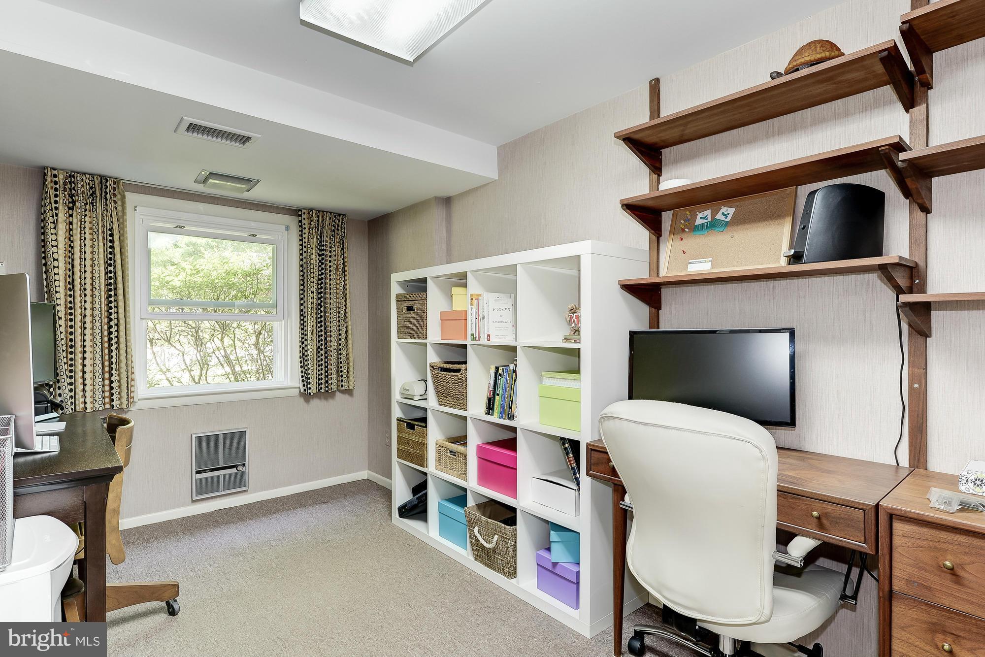 10819 Meadowhill Road Silver Spring, MD 20901 - Photo 22 of 30 Bedroom