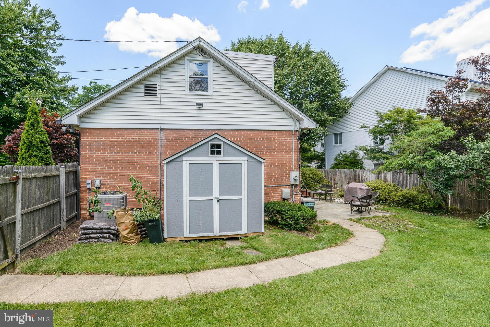 10819 Meadowhill Road Silver Spring, MD 20901 - Photo 27 of 30 Exterior (General)