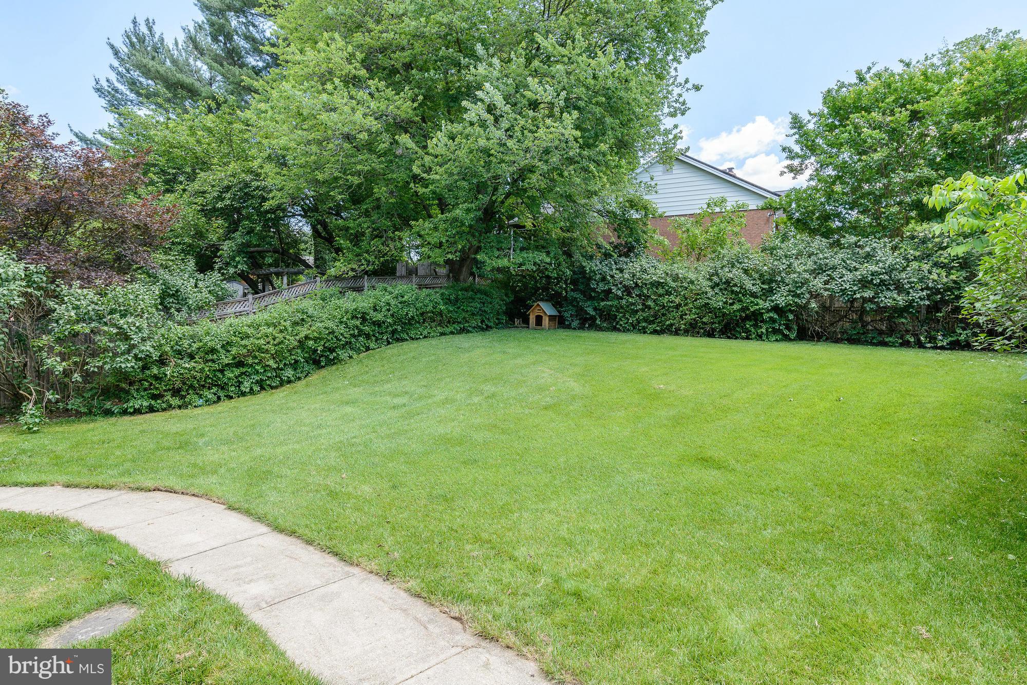 10819 Meadowhill Road Silver Spring, MD 20901 - Photo 28 of 30 Exterior (Rear)