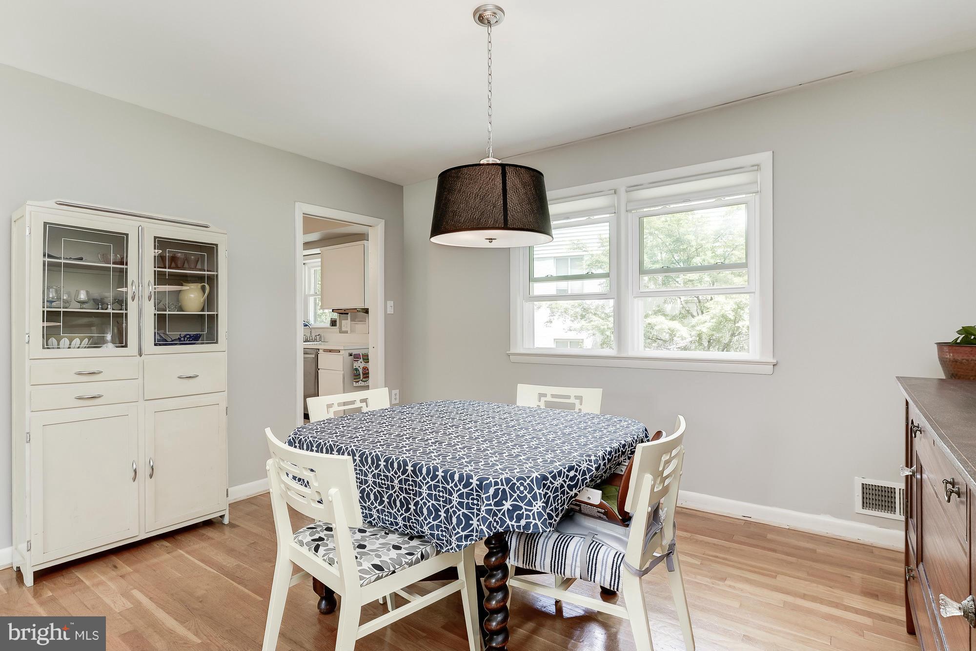 10819 Meadowhill Road Silver Spring, MD 20901 - Photo 8 of 30 Dining Room