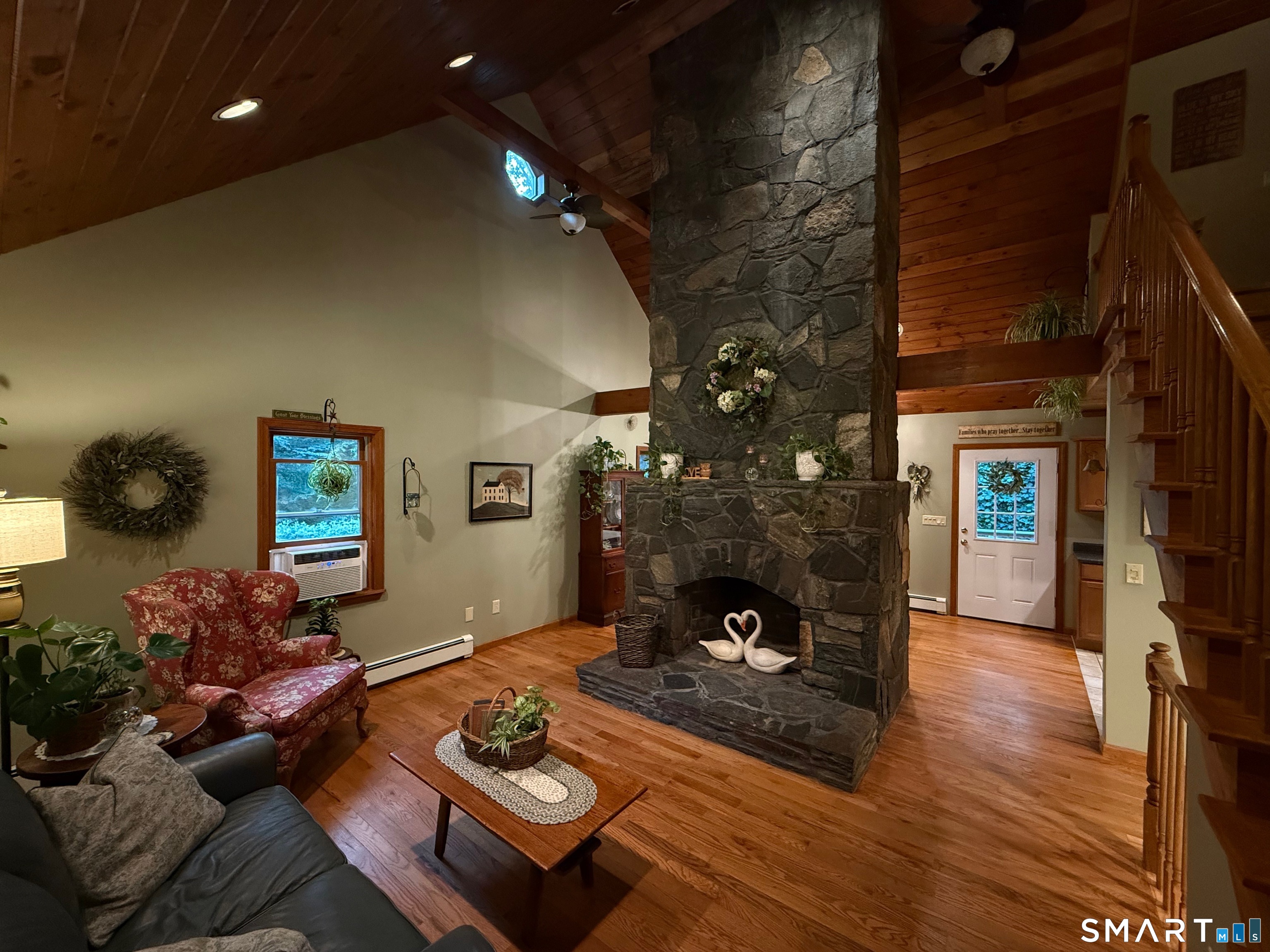 419 Lathrop Road Plainfield, CT 06374 - Photo 5 of 40 Gallery Image 5