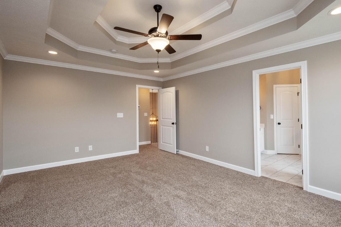 2459 Shadowood Road Clarksville, TN 37043 - Photo 10 of 15 a view of an empty room and a ceiling fan