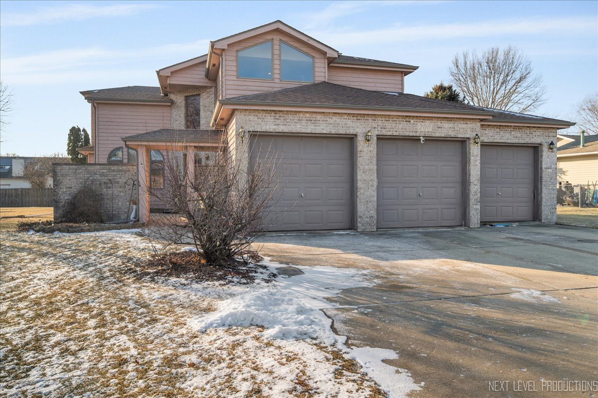 200 East Webb Street Sandwich, IL 60548 - Photo 2 of 25