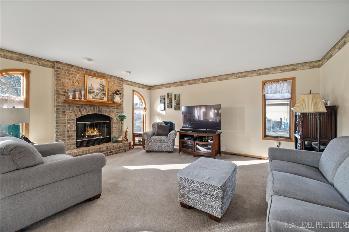 200 East Webb Street Sandwich, IL 60548 - Photo 9 of 25