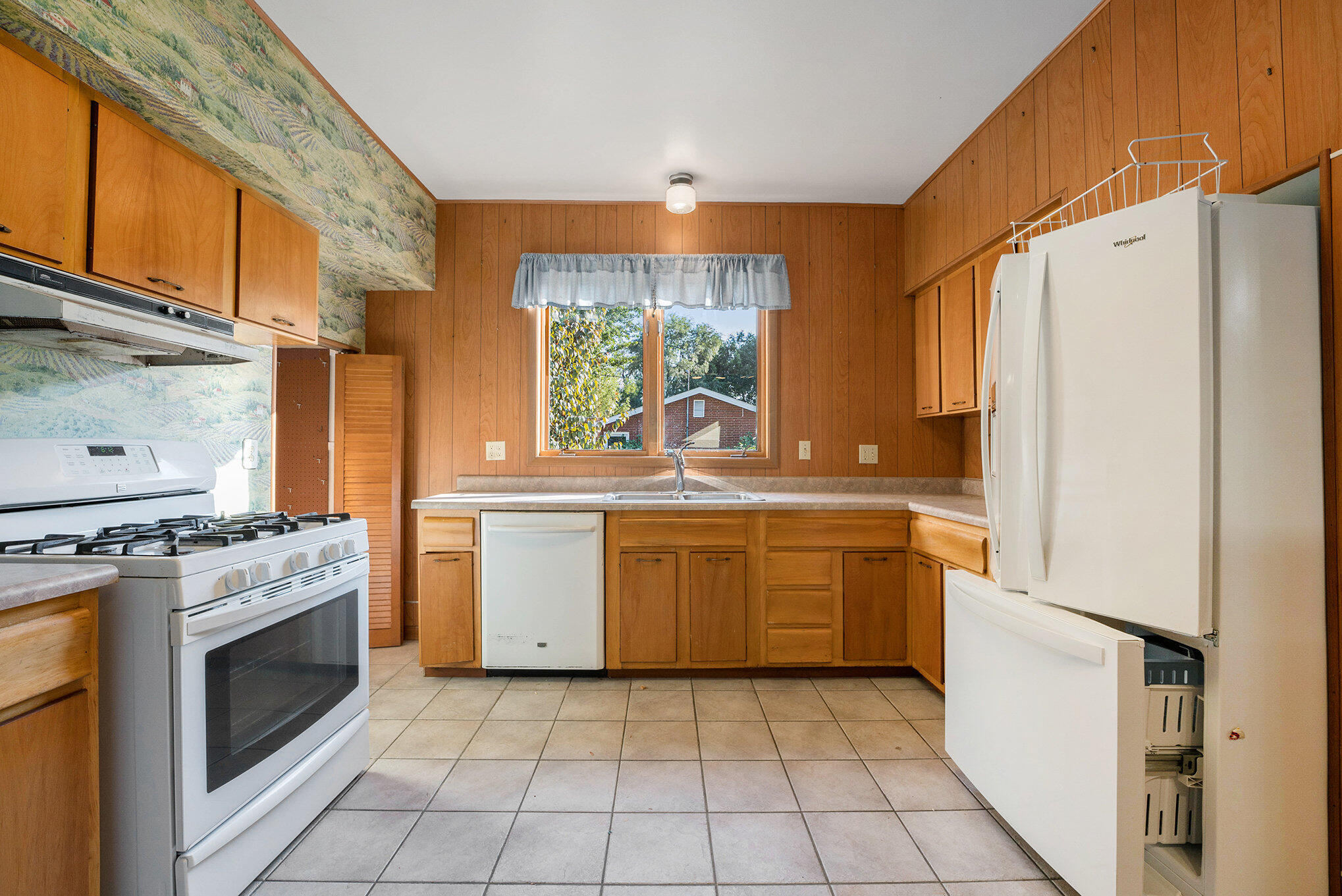2528 McCool Road Portage, IN 46368 - Photo 11 of 29 2038x1361