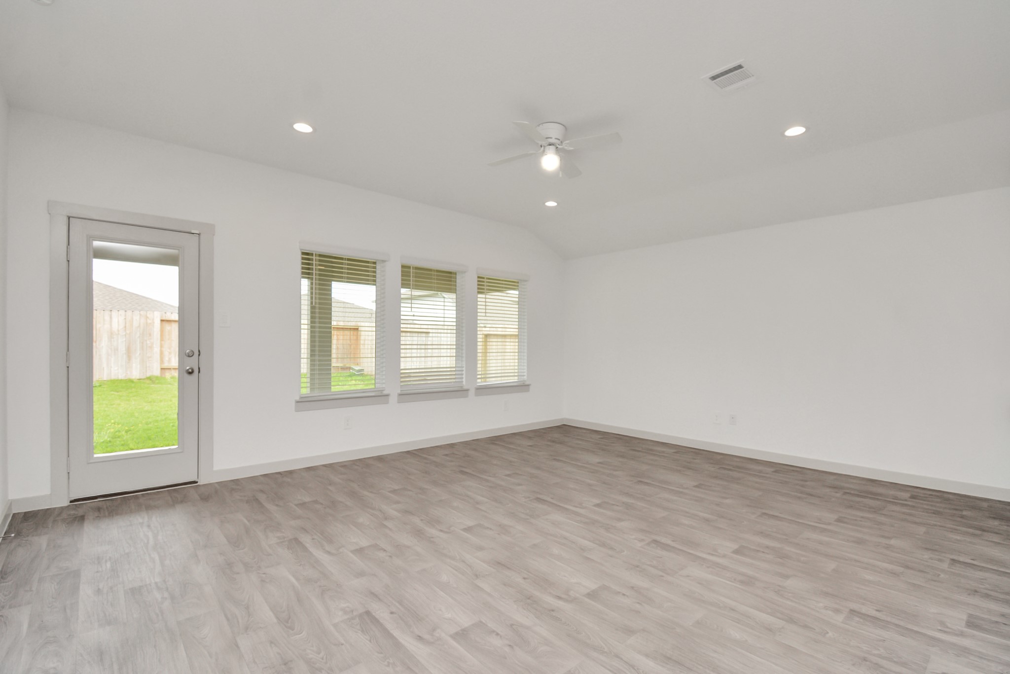 7803 Golden Rubia Lane Rosharon, TX 77583 - Photo 29 of 44
