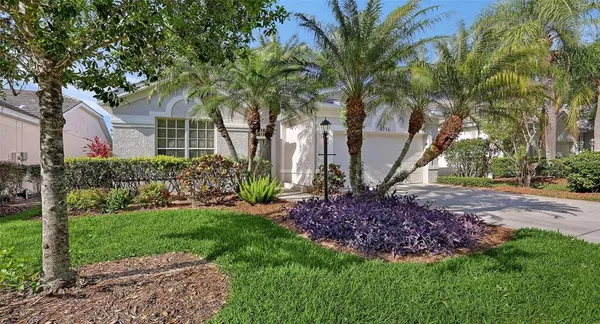 $519,900 | 6716 Spring Moss Place, Lakewood Ranch, FL 34202