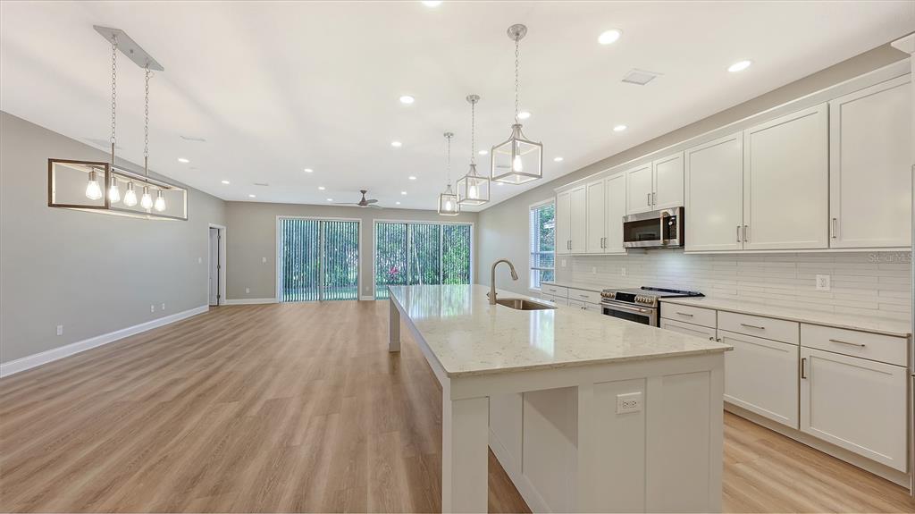 6716 Spring Moss Place Lakewood Ranch, FL 34202 - Photo 8 of 52