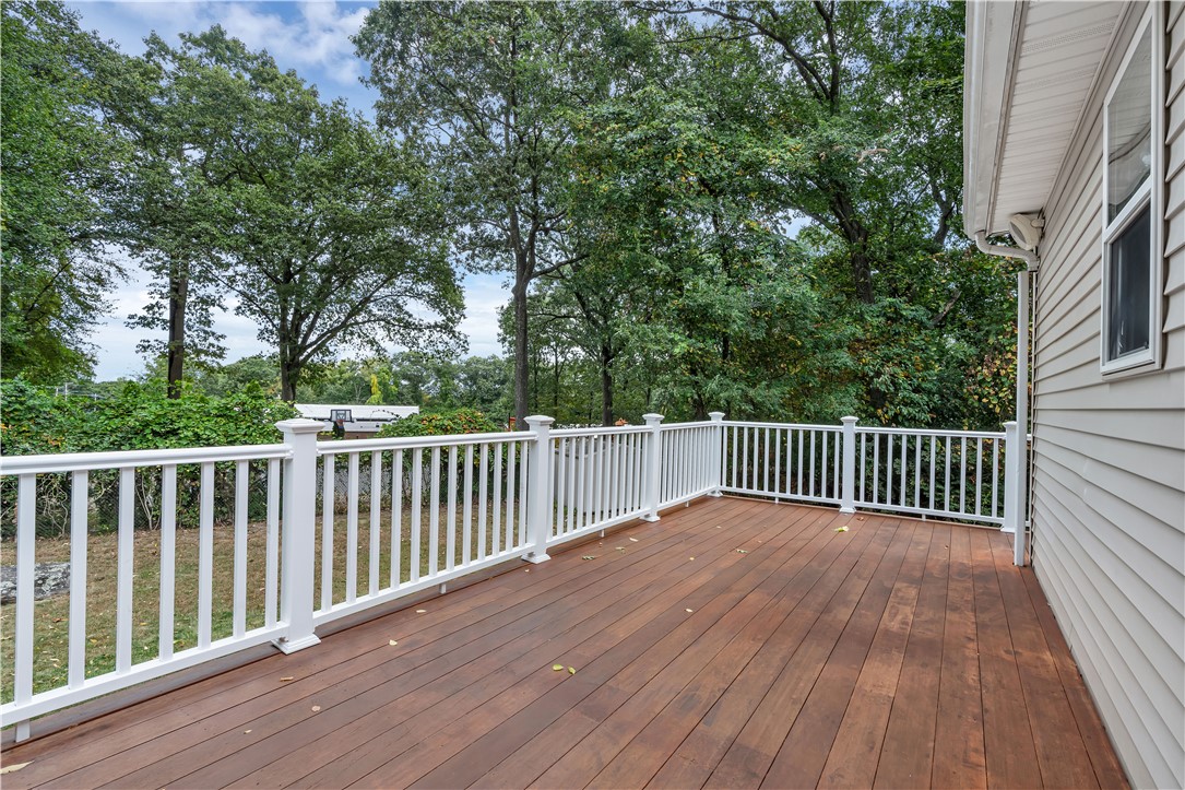 25 Smith Street Lincoln, RI 02865 - Photo 2 of 30