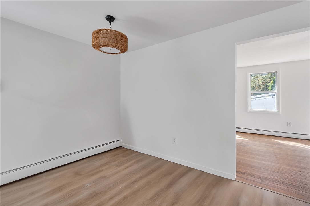 25 Smith Street Lincoln, RI 02865 - Photo 4 of 30