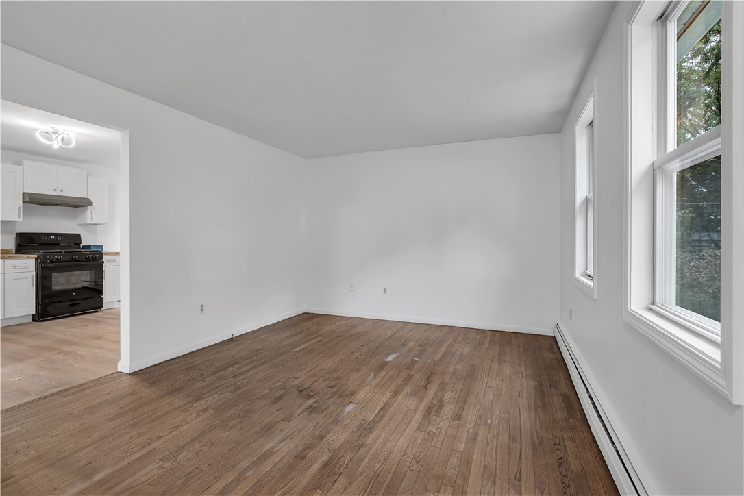 25 Smith Street Lincoln, RI 02865 - Photo 7 of 30