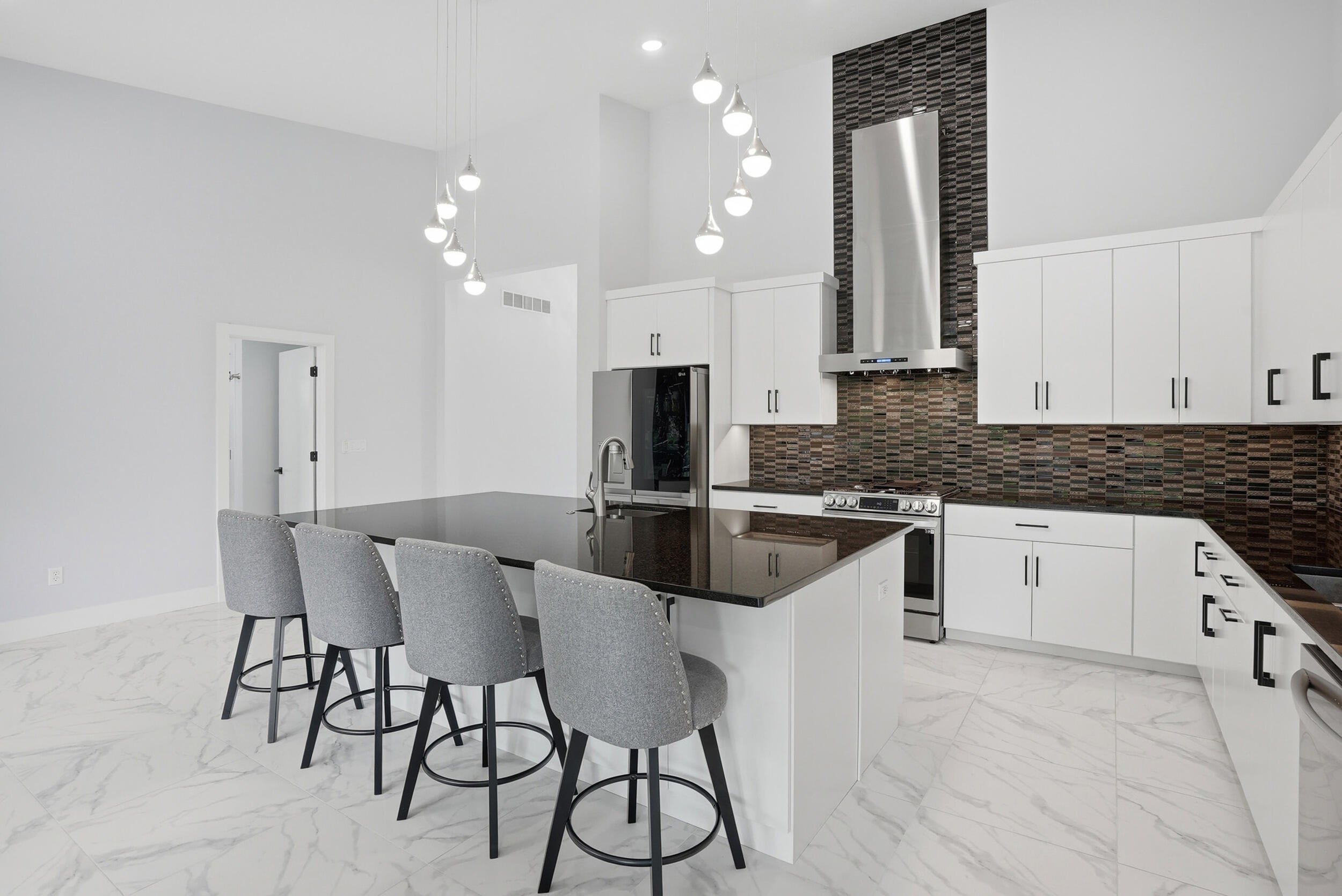 613 Angels Rst Way Columbia, MO 65203 - Photo 8 of 60 Gallery Image 8