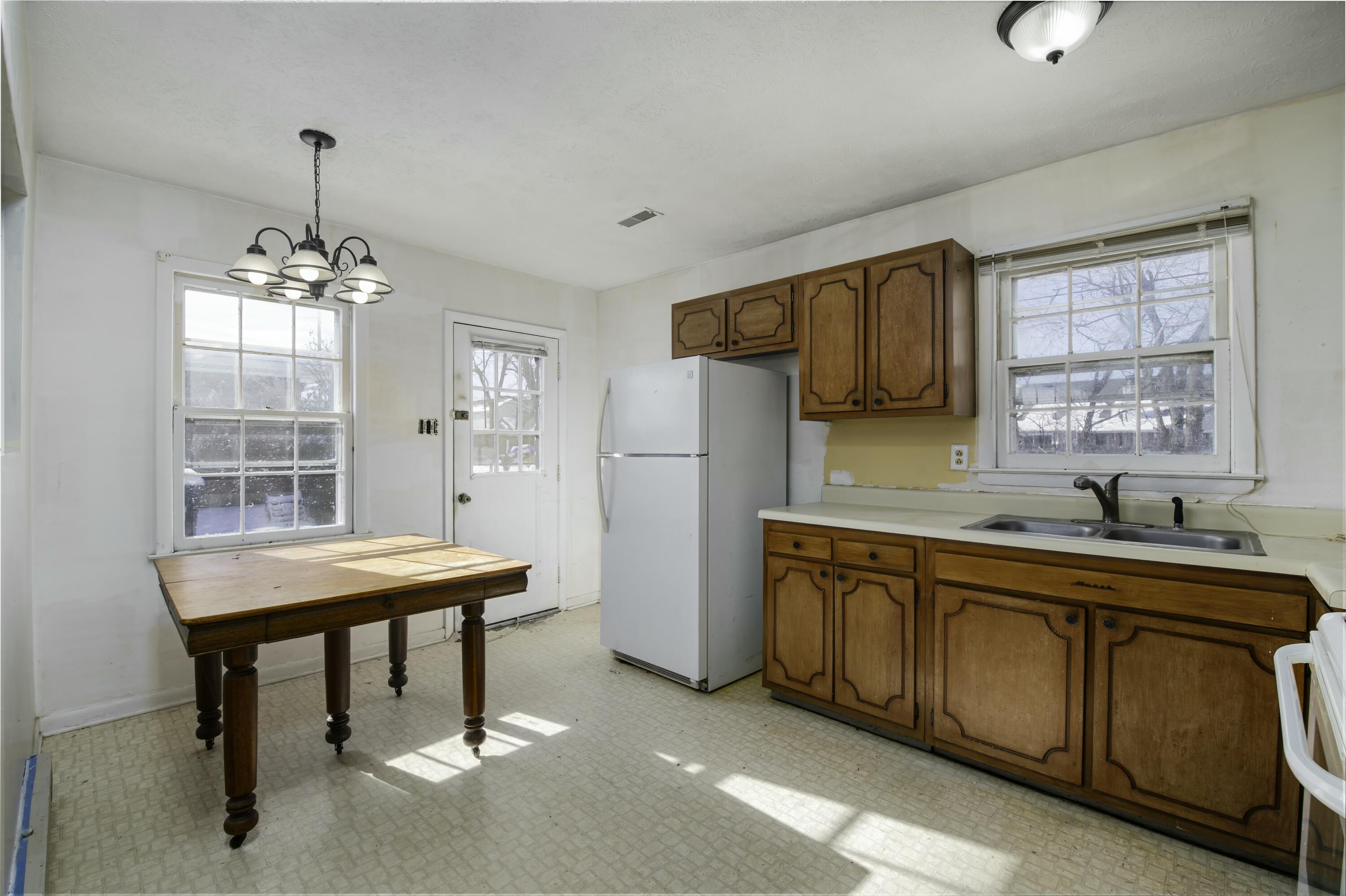 142 Dunroven Road Versailles, KY 40383 - Photo 14 of 15 tempImageh8JCDZ