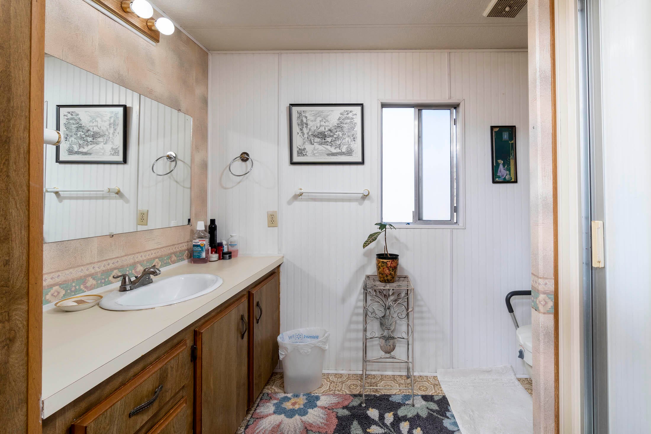 8130 Southwest Sand Ridge Road Terrebonne, OR 97760 - Photo 17 of 40 2 baths. One with shower and one with over-tub