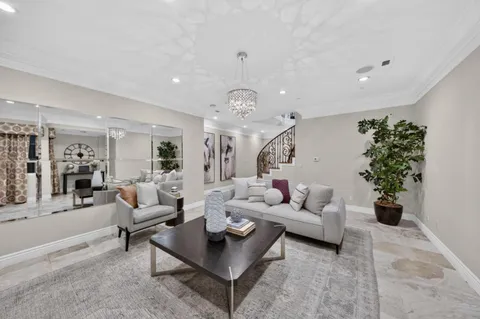 $9,500,000 | 15301 Robin Anne Lane, Monte Sereno, CA 95030
