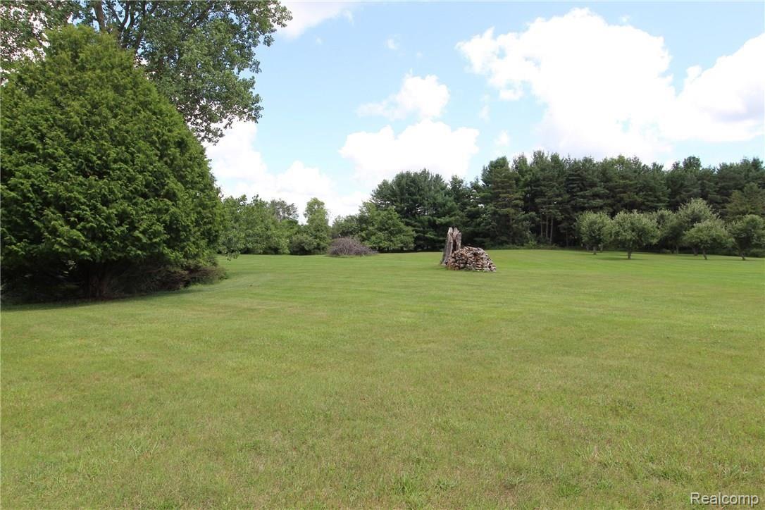 4665 Havens Road Dryden, MI 48428 - Photo 37 of 38 IMG_7948.JPG