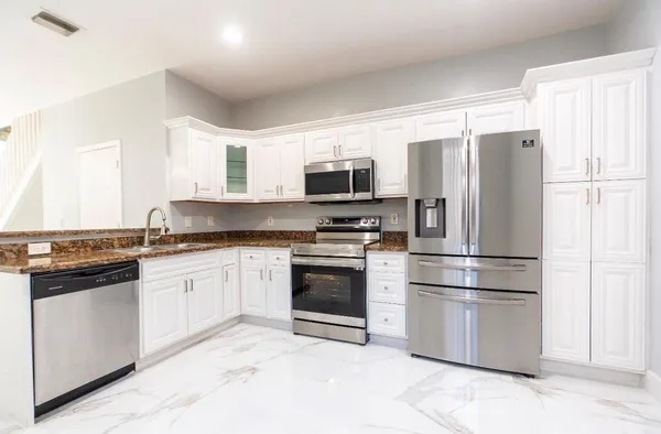$3,400 | 1928 Madeira Drive, Weston, FL 33327