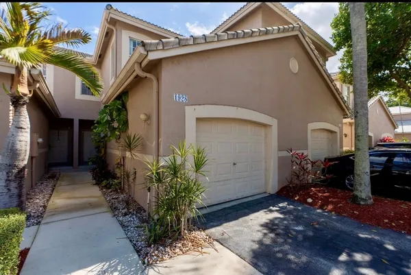 $3,400 | 1928 Madeira Drive, Weston, FL 33327