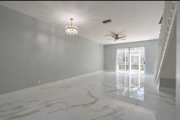 $3,400 | 1928 Madeira Drive, Weston, FL 33327