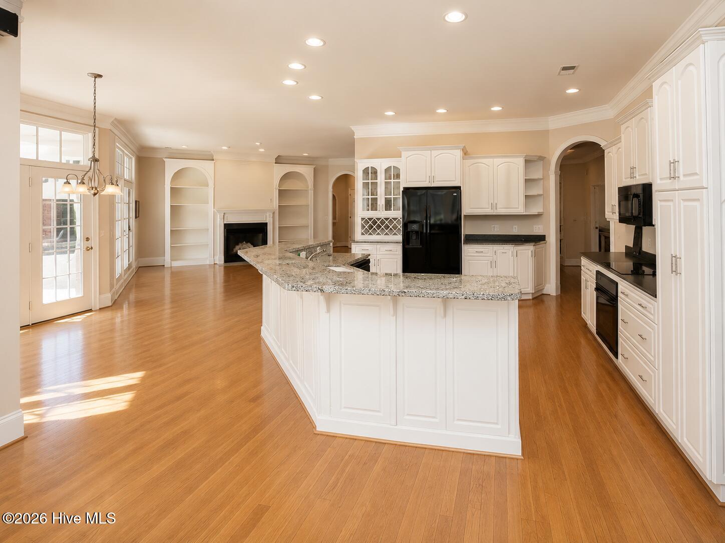 523 Candlewick Lane Southwest Ocean Isle Beach, NC 28469 - Photo 19 of 85 Kitchen