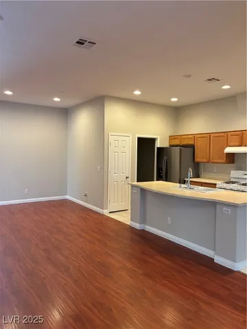 $1,750 | Undisclosed Address, Las Vegas, NV 89122