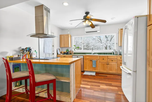 $440,000 | 631 North Cream Hill Road, Shoreham, VT 05770