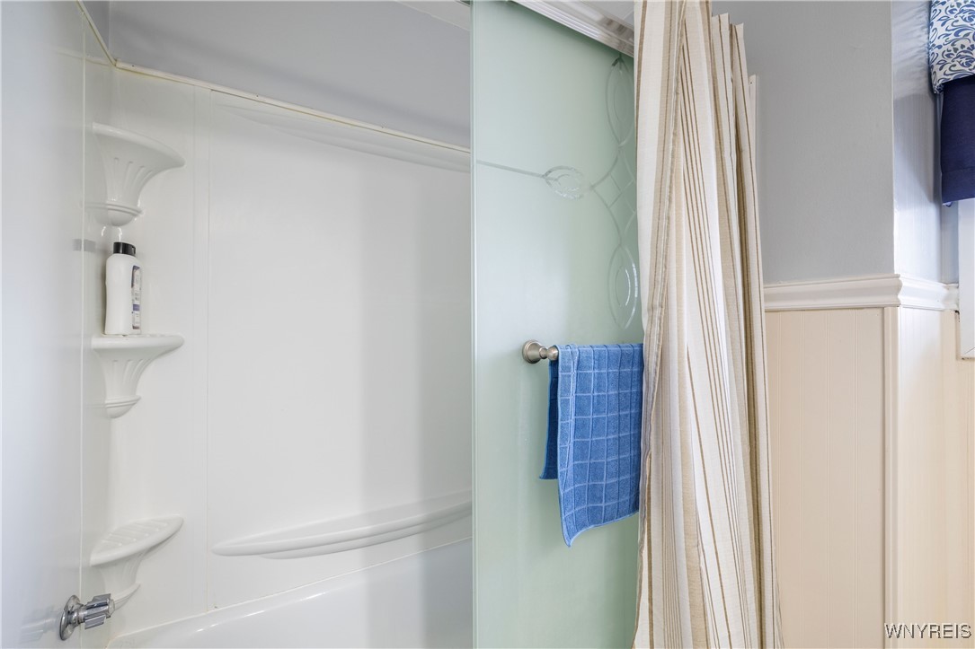 4723 Tuscarora Road Niagara, NY 14304 - Photo 14 of 31