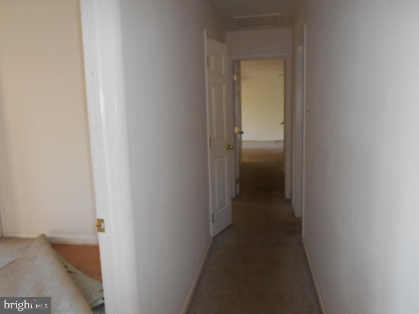 2074 Dutton Mill Road Newtown Square, PA 19073 - Photo 18 of 18 Hallway