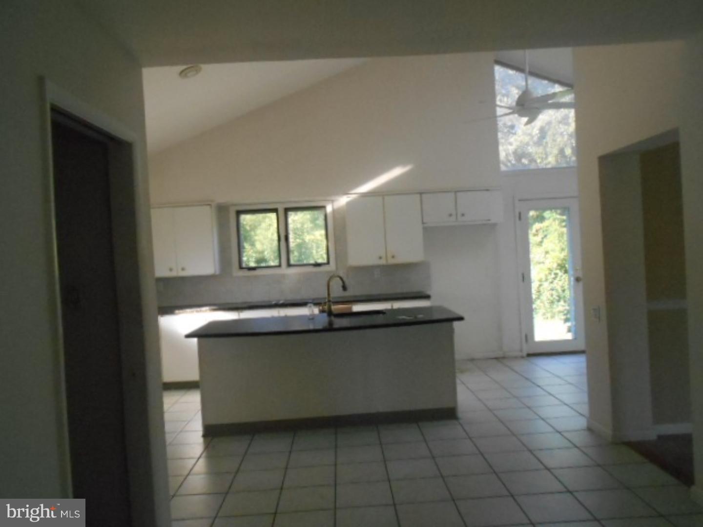 2074 Dutton Mill Road Newtown Square, PA 19073 - Photo 9 of 18 Kitchen