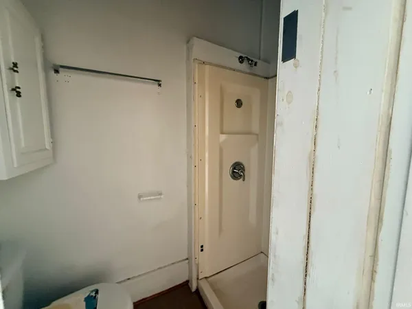 $99,900 | 509 North High Street, Salem, IN 47167