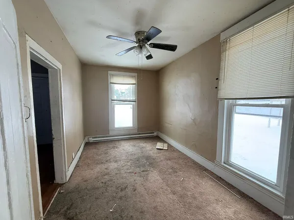 $99,900 | 509 North High Street, Salem, IN 47167