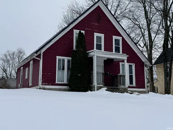 $99,900 | 509 North High Street, Salem, IN 47167