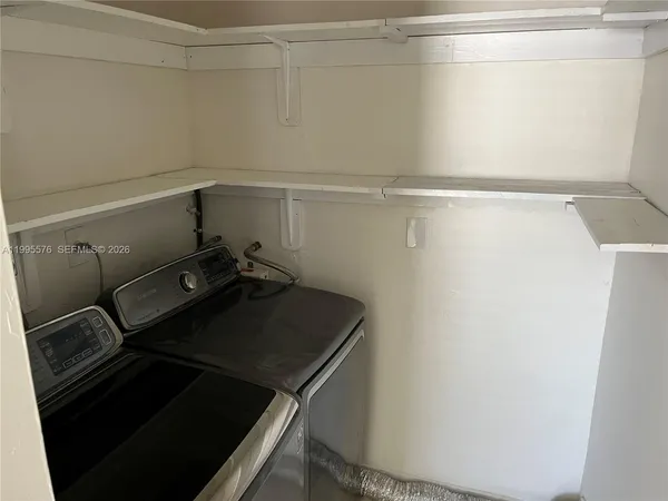 a close up view of washer and dryer