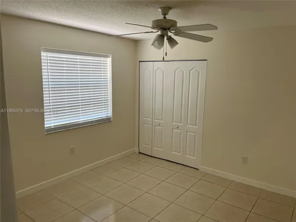 $2,595 | 3674 Southwest 25th Terrace, Unit 3674, Miami, FL 33133