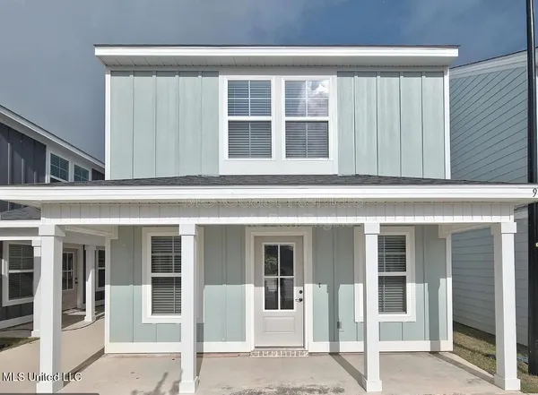 $1,950 | 925 Motsie Road, Biloxi, MS 39532