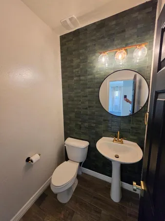 $2,995 | 2756 East Hickory Street, Gilbert, AZ 85298