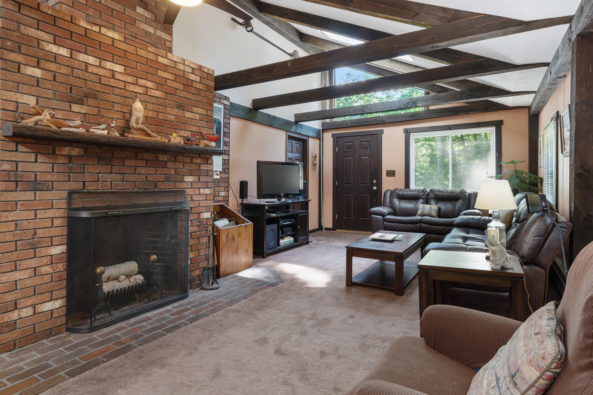 6 Holt Road Deerfield, NH 03037 - Photo 14 of 40