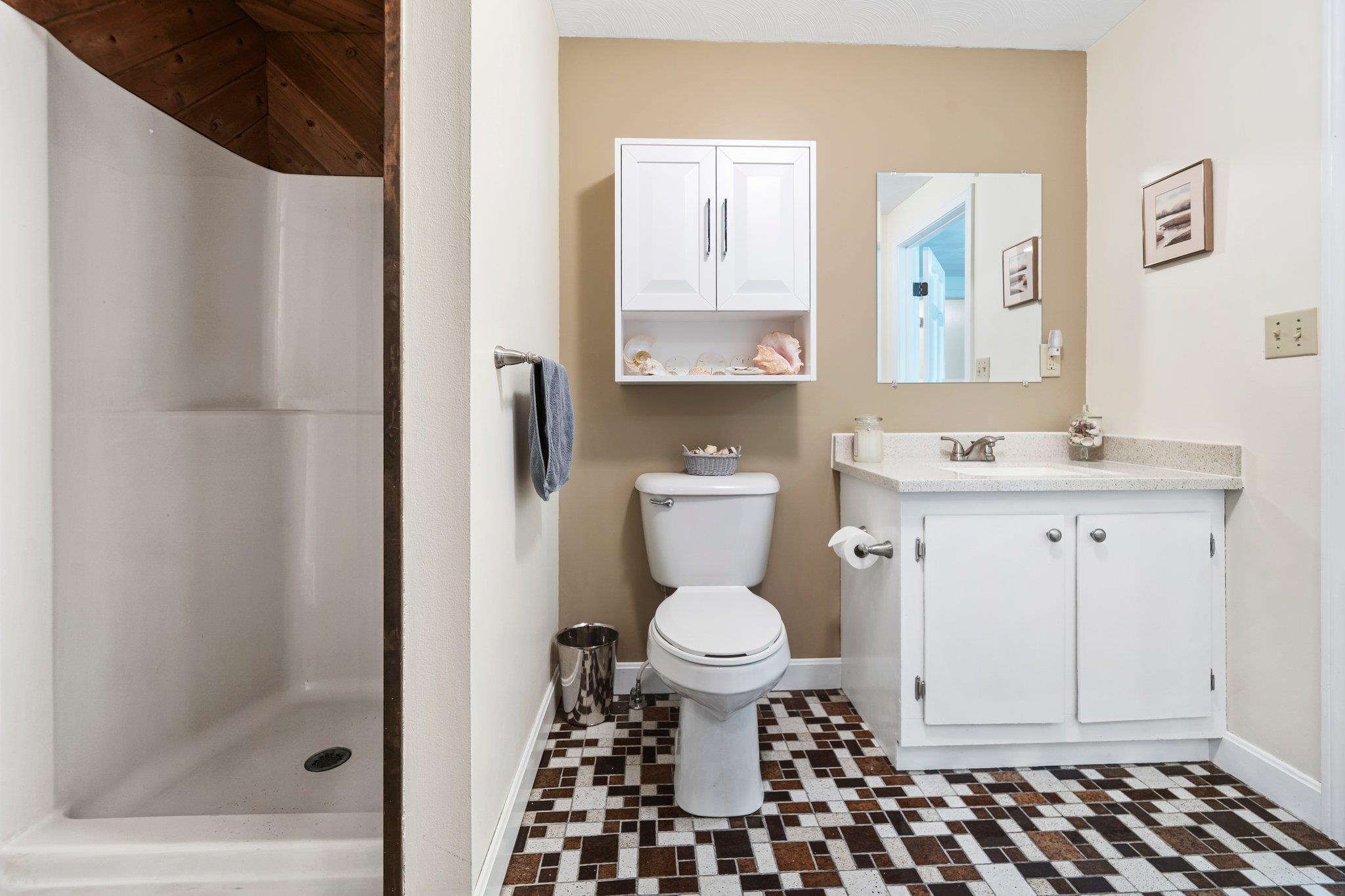 6 Holt Road Deerfield, NH 03037 - Photo 24 of 40